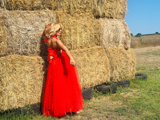 Rosso Passione Червена рокля от тюл без гръб