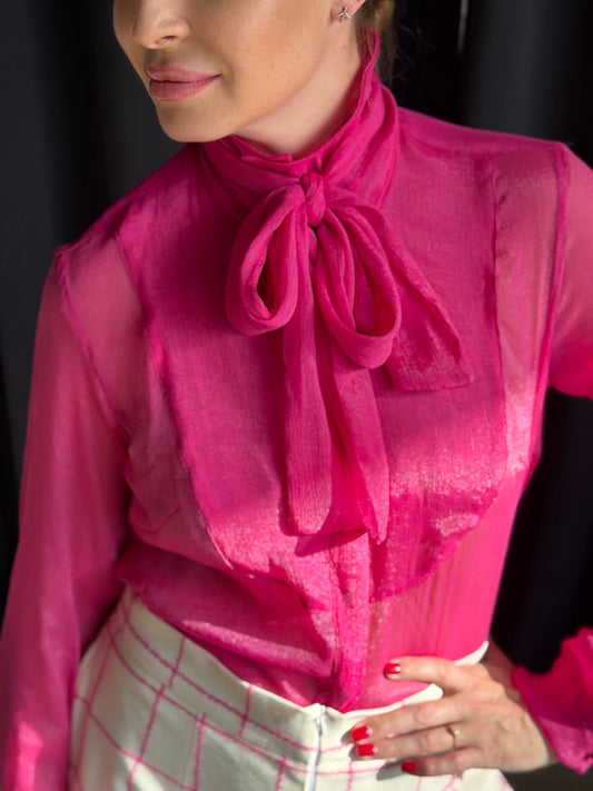 Cyclamen Lumière Риза в циклама