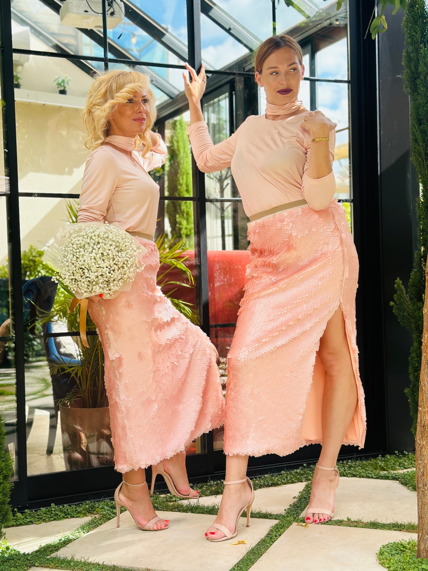 Rosé Sequins Пола