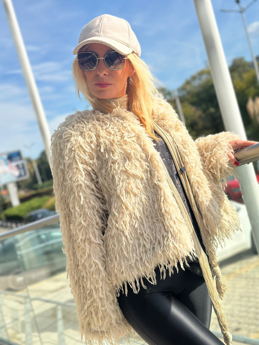 Ivory Feather Touch Пухкаво палто