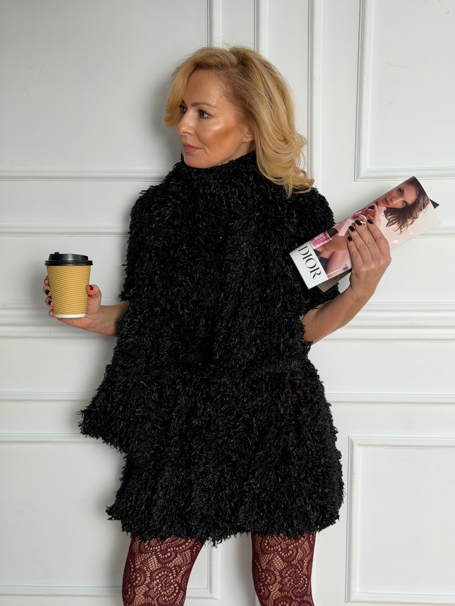 Черна пола на Nox